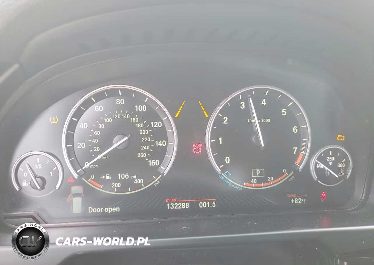 2018 BMW X5 xDrive35I VIN:5UXKR0C50J0X83603 - 9