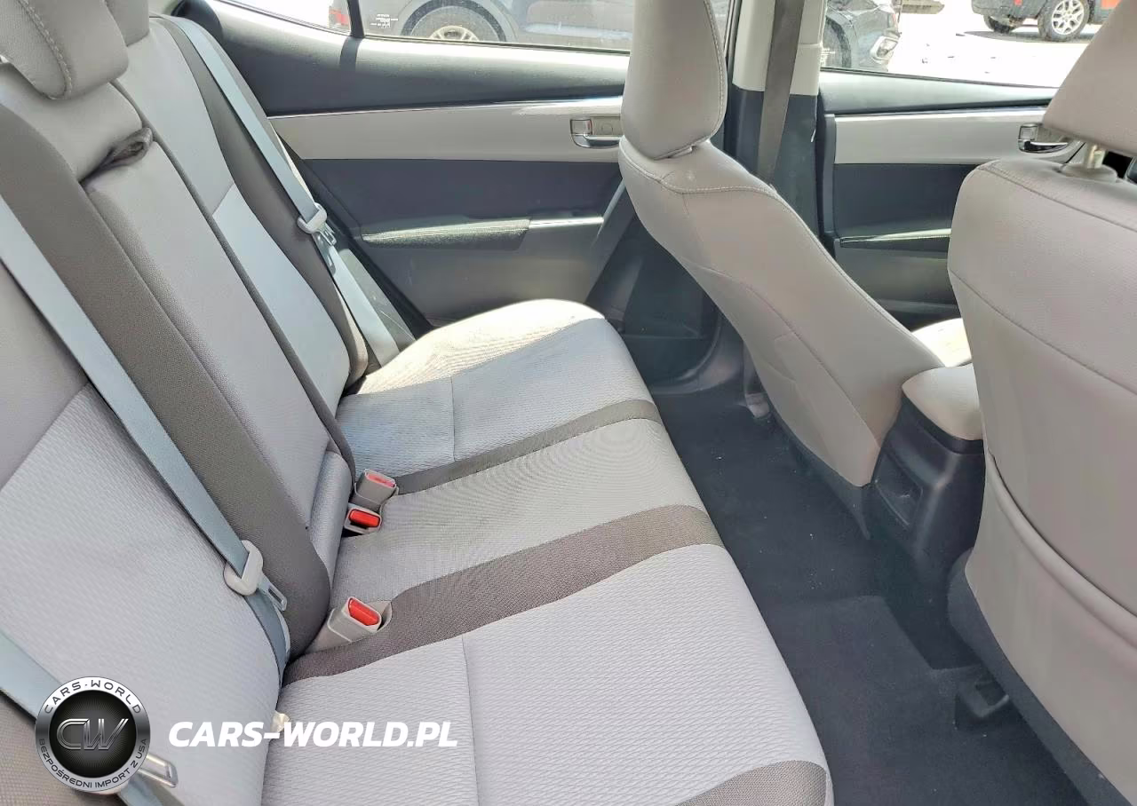 2018 Toyota Corolla Le VIN:2T1BURHE2JC974359 - 10