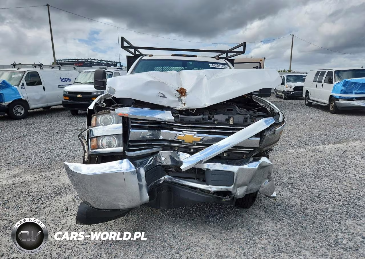2016 Chevrolet Silverado Flatbed Truck VIN:1GB4CYCG2GF264221 - 5