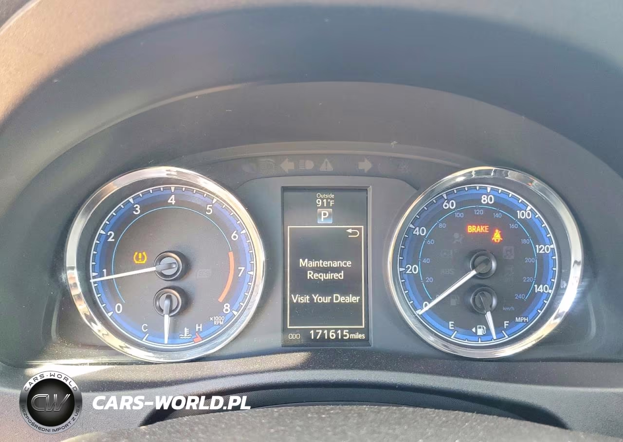 2019 Toyota Corolla Xle VIN:2T1BURHE2KC131716 - 9
