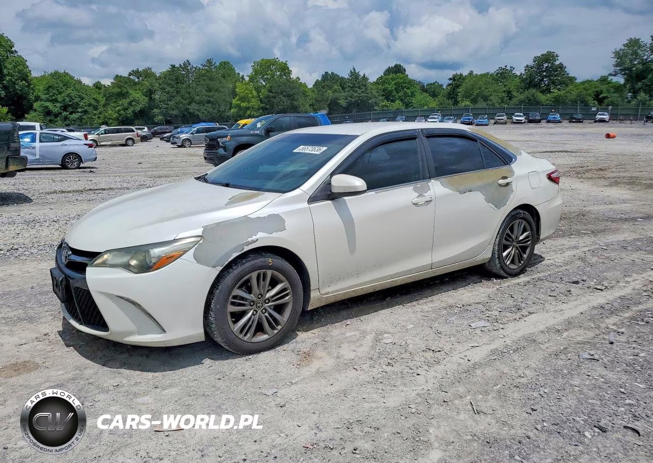 2015 Toyota Camry Se – zdjęcie 1 z 13