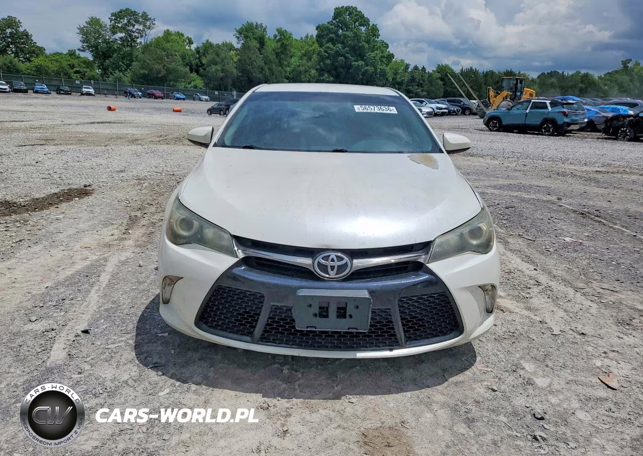 2015 Toyota Camry Se VIN:4T1BF1FK5FU007156 - 5