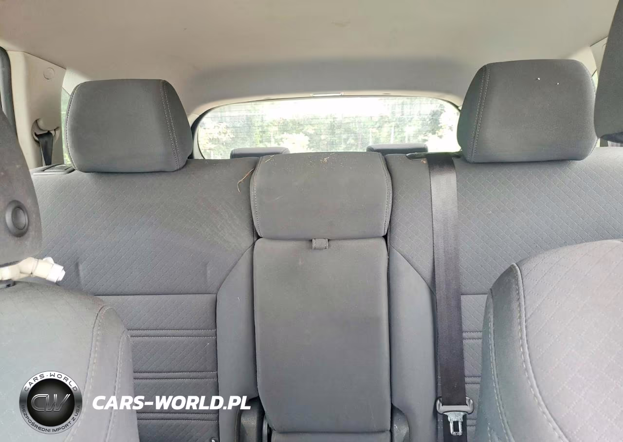 2020 Kia Sorento S VIN:5XYPG4A53LG634283 - 10