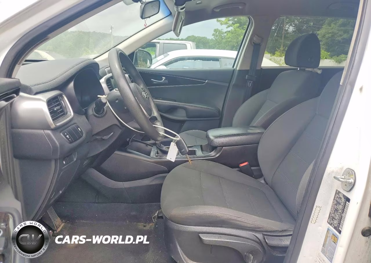 2020 Kia Sorento S VIN:5XYPG4A53LG634283 - 7