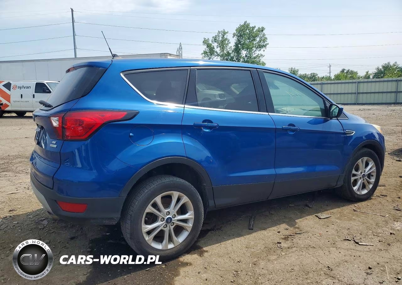 2019 Ford Escape Se VIN:1FMCU0GD2KUA33311 - 3