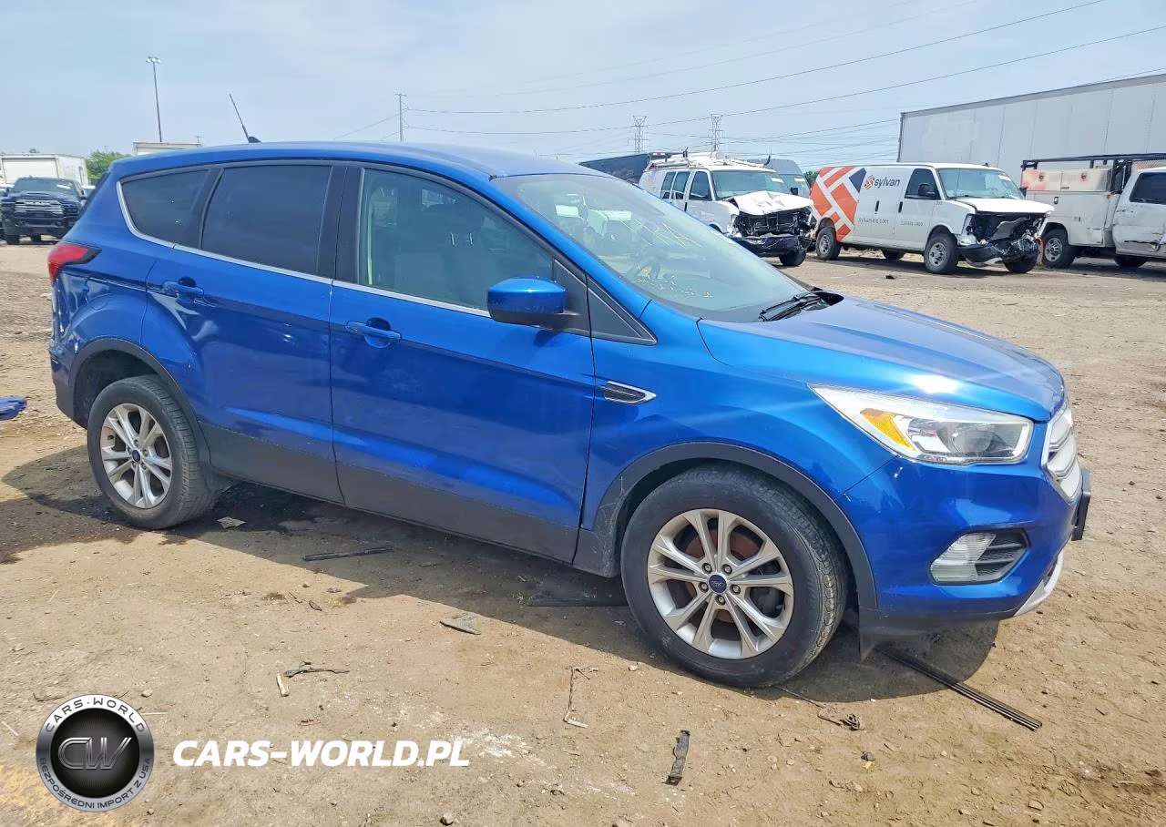 2019 Ford Escape Se VIN:1FMCU0GD2KUA33311 - 4
