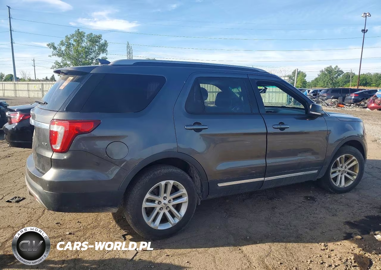 2016 Ford Explorer Xlt VIN:1FM5K7DH4GGB27131 - 3