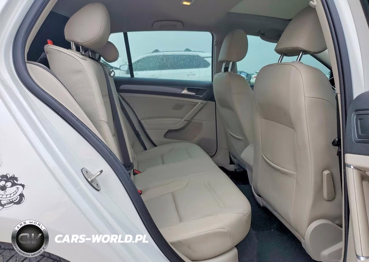 2019 Volkswagen Golf S VIN:3VWG57AU4KM032621 - 10