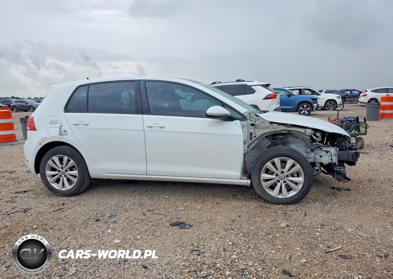 2019 Volkswagen Golf S VIN:3VWG57AU4KM032621 - 4