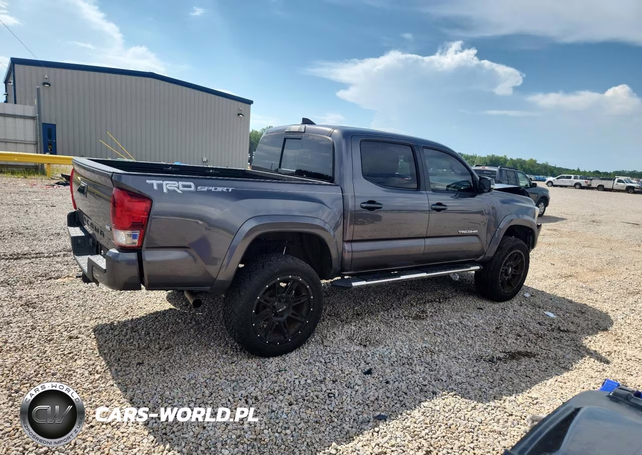 2017 Toyota Tacoma Trd Sport VIN:5TFAZ5CN2HX054045 - 3
