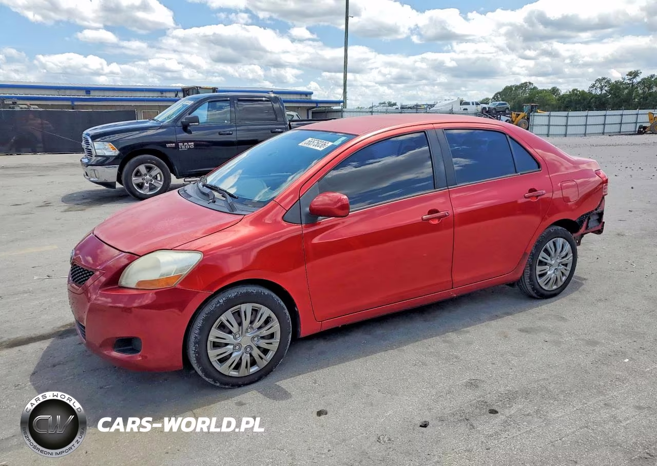 2010 Toyota Yaris Base