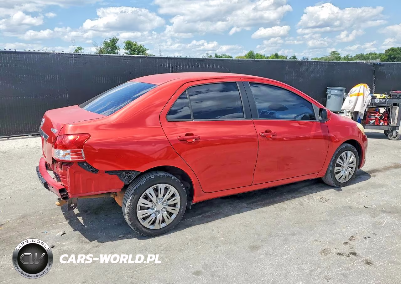 2010 Toyota Yaris Base VIN:JTDBT4K35A1370287 - 3