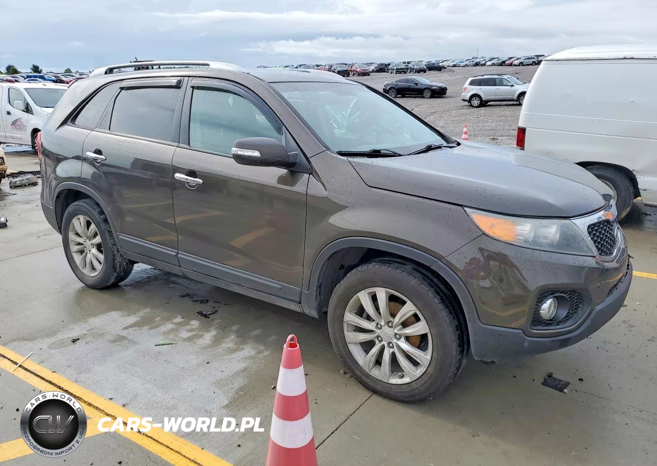 2011 Kia Sorento Ex VIN:5XYKU3A14BG147389 - 4