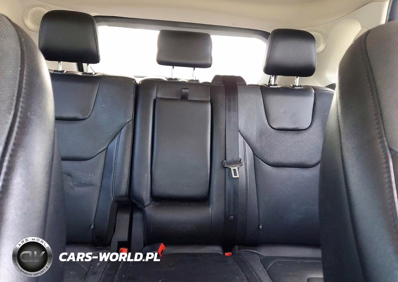2018 Ford Edge Titanium VIN:2FMPK4K93JBC28291 - 10