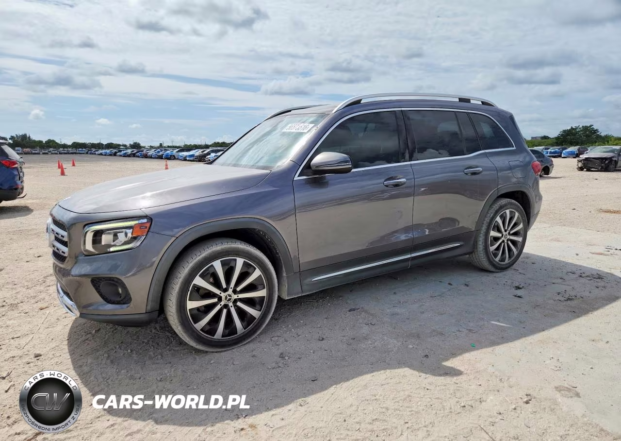 2022 Mercedes-Benz Glb 250 – zdjęcie 1 z 13