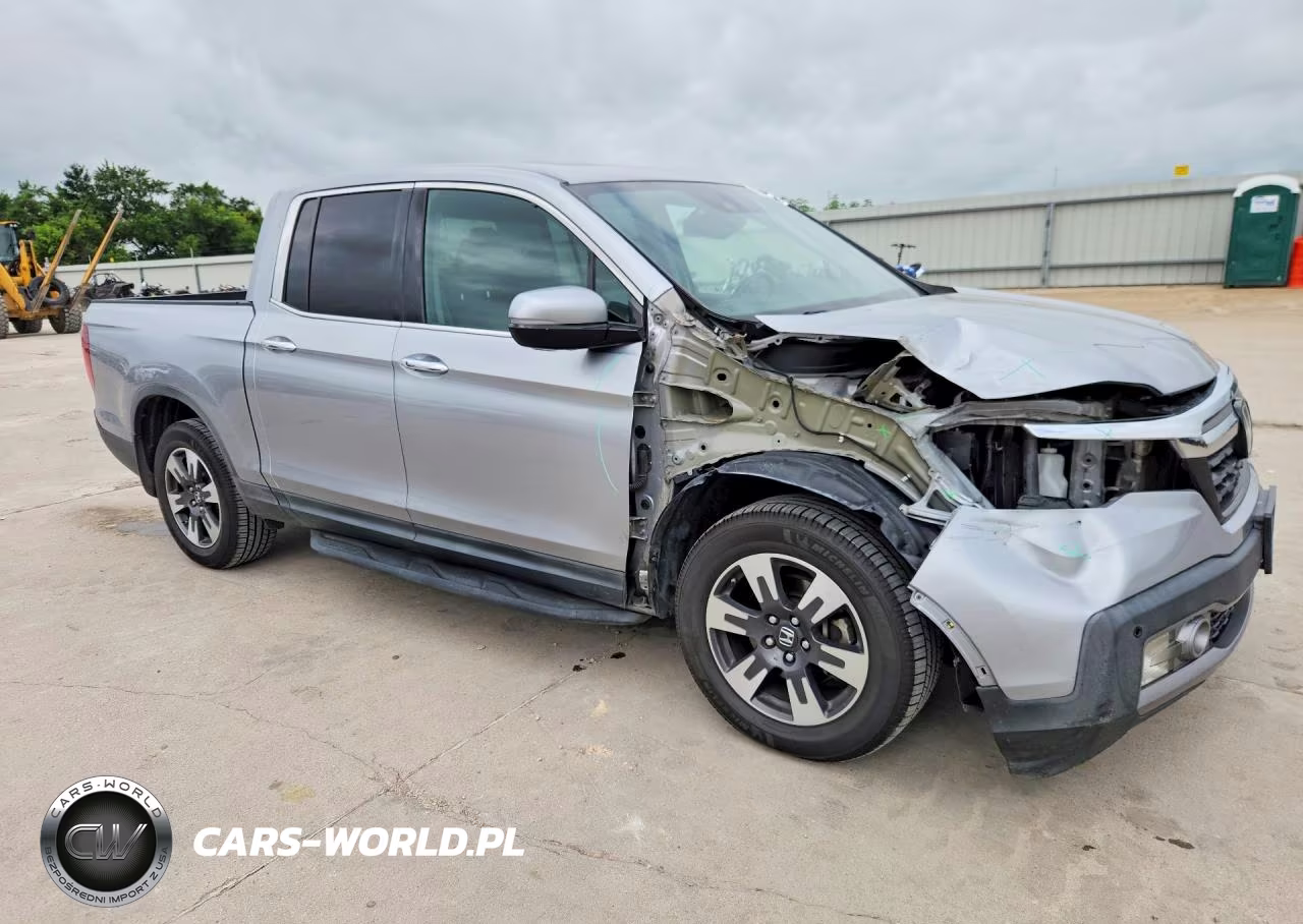 2017 Honda Ridgeline Rtl VIN:5FPYK3F78HB029060 - 4