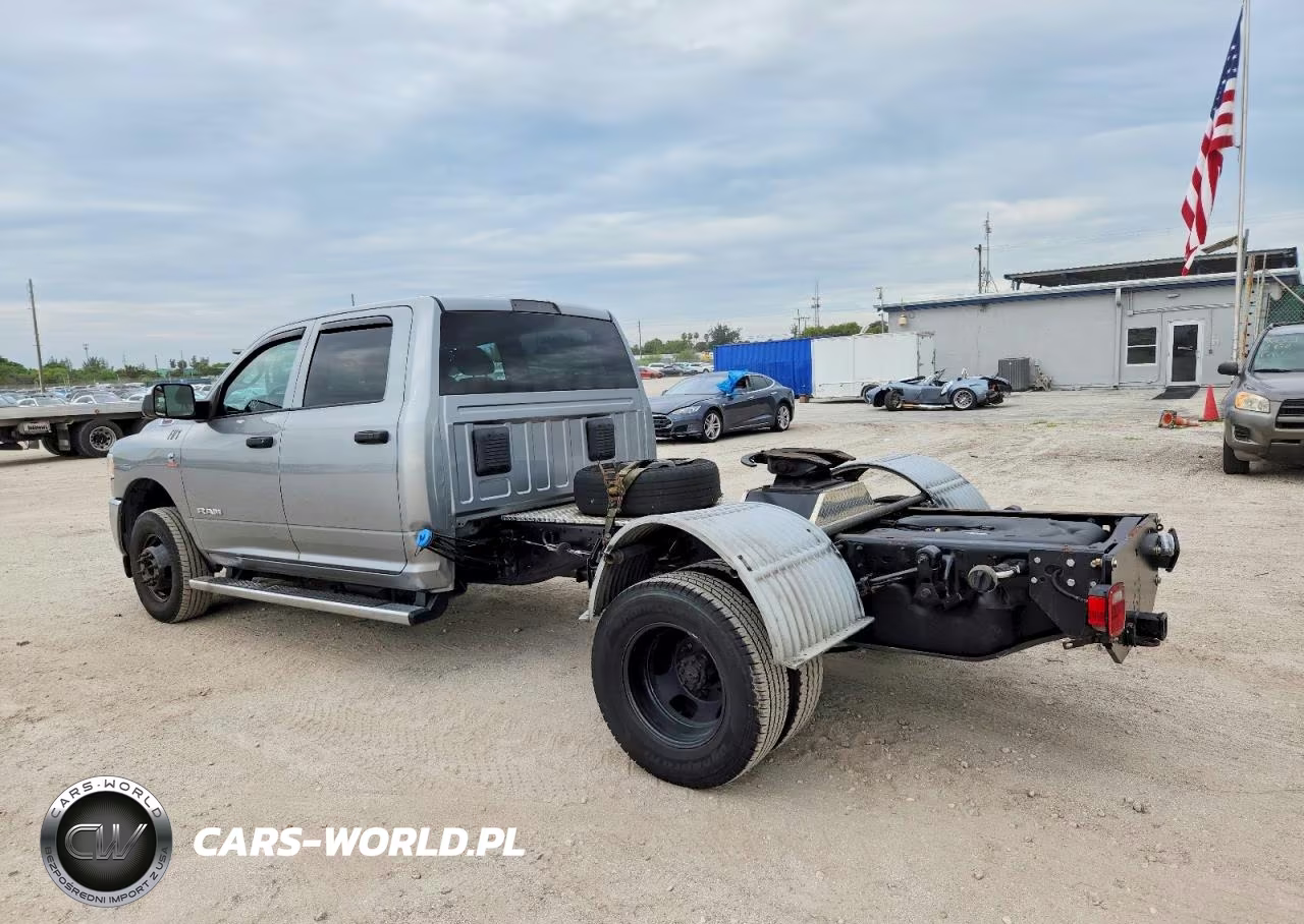 2021 Ram 3500 VIN:3C7WRTCL8MG651565 - 3