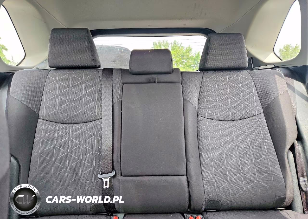 2023 Toyota Rav4 Hybrid Xle VIN:JTMRWRFV1PD186762 - 10