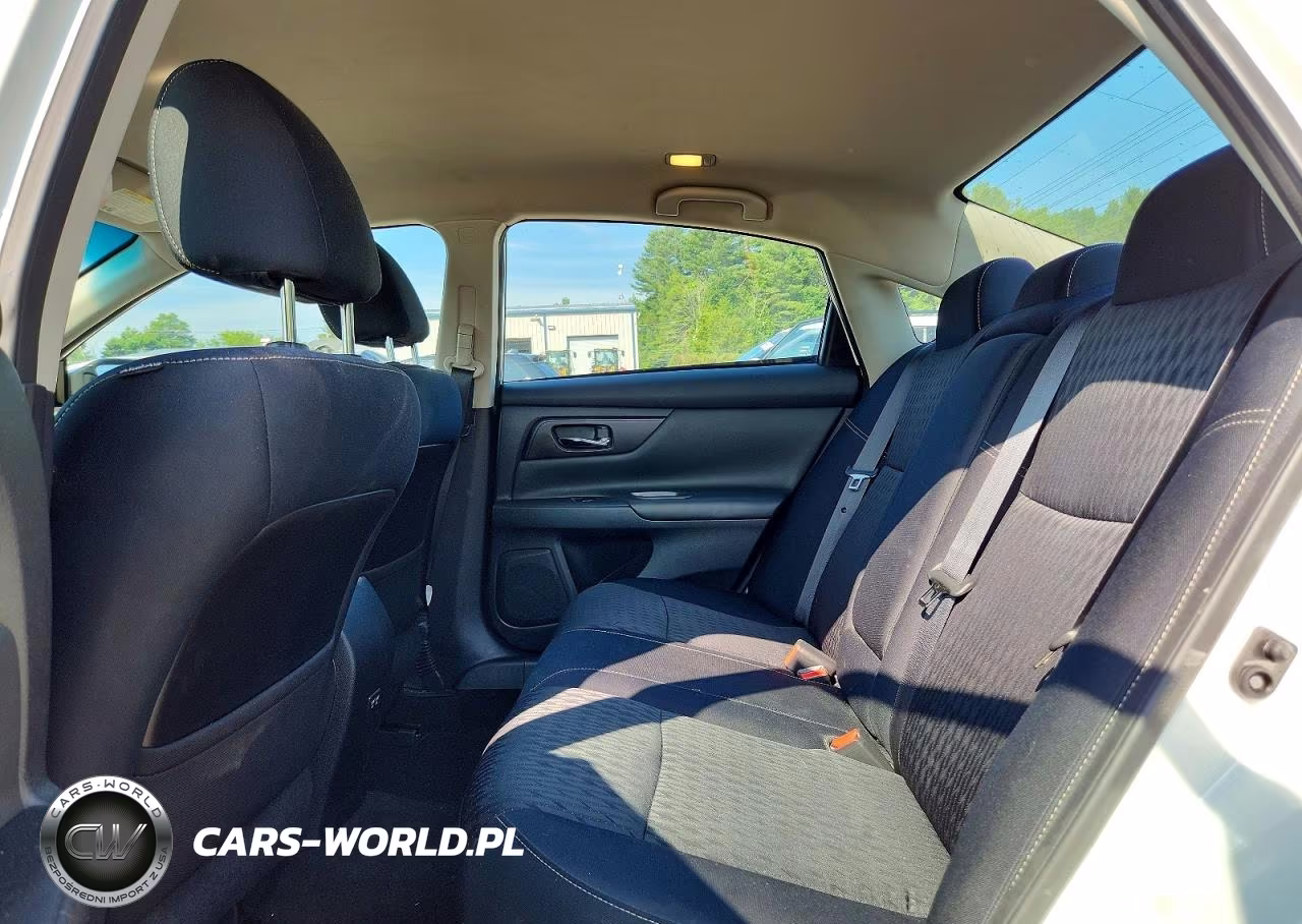 2018 Nissan Altima 2.5 S VIN:1N4AL3APXJC262722 - 10