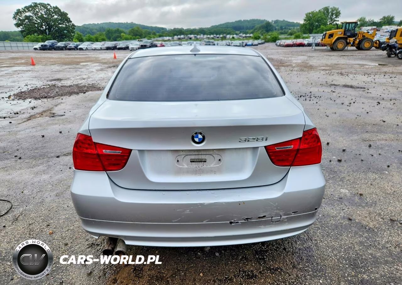 2009 BMW 328 Xi VIN:WBAPK73579A455036 - 6