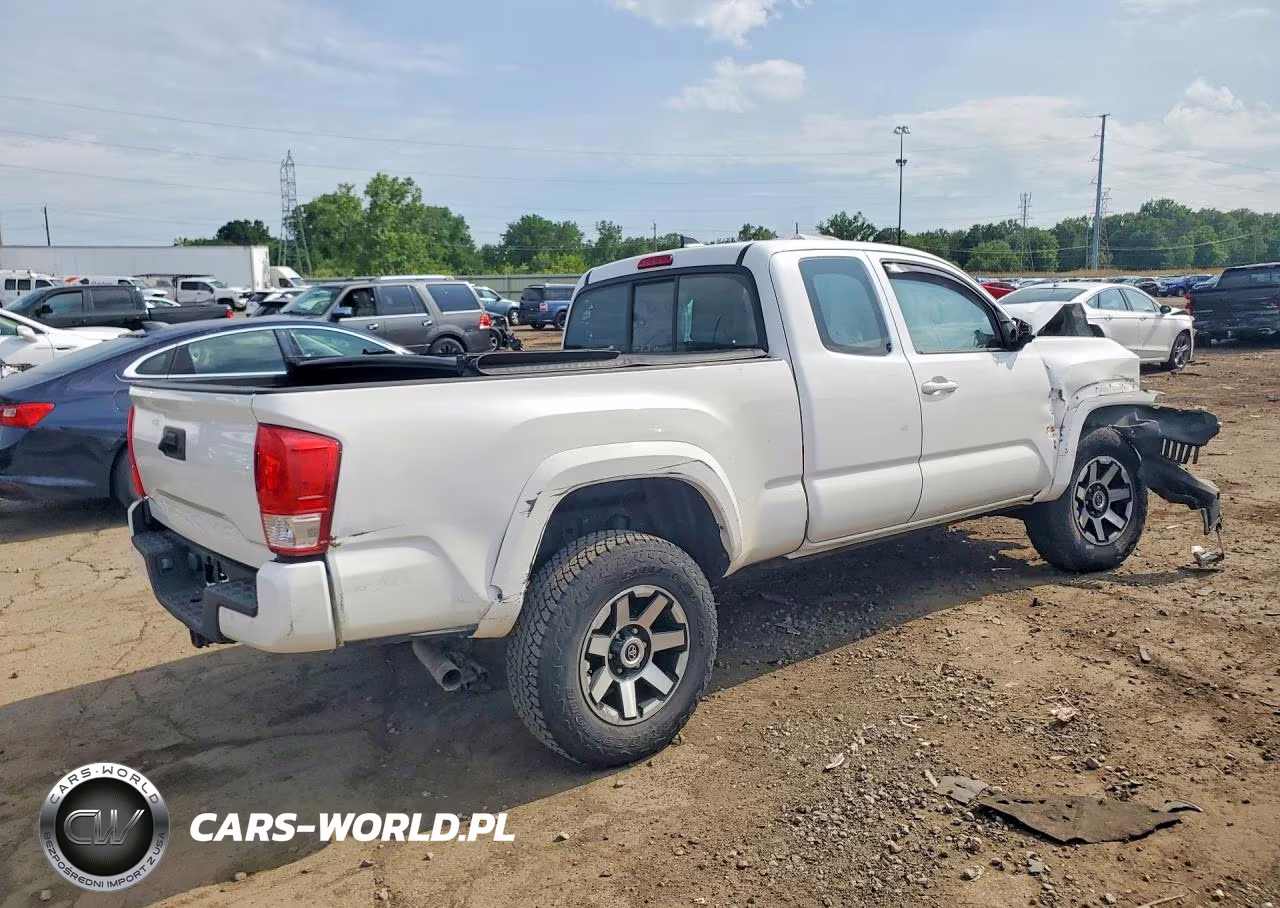 2017 Toyota Tacoma Sr VIN:5TFRX5GN6HX092090 - 3