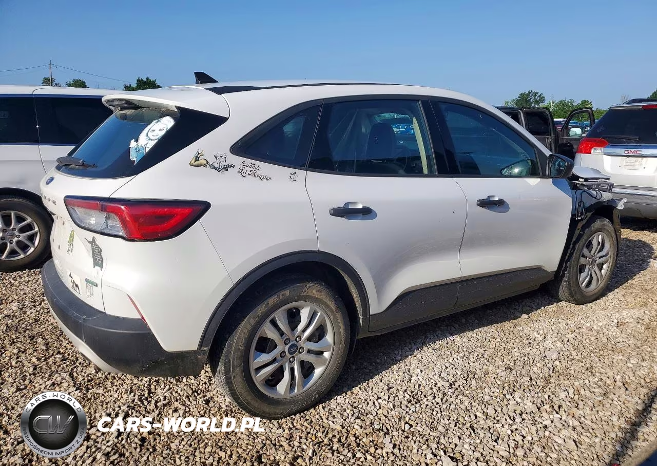 2020 Ford Escape S VIN:1FMCU0F63LUB67734 - 3