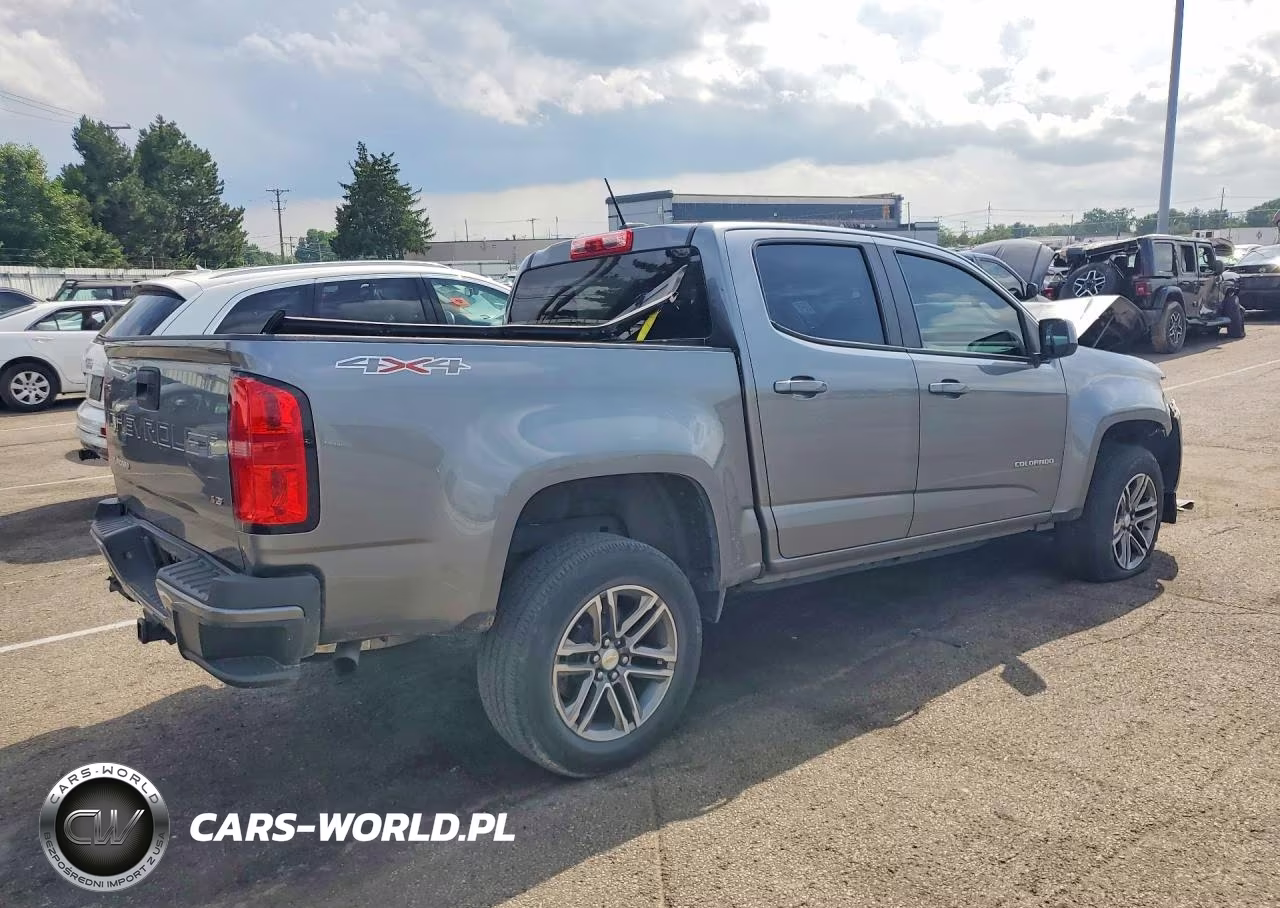 2021 Chevrolet Colorado VIN:1GCGTBEN7M1260143 - 3