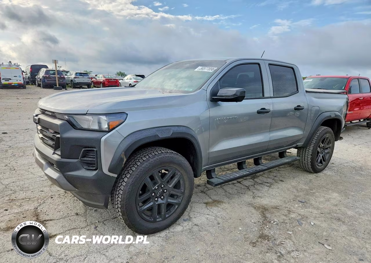 2025 Chevrolet Colorado Trail Boss – zdjęcie 1 z 12