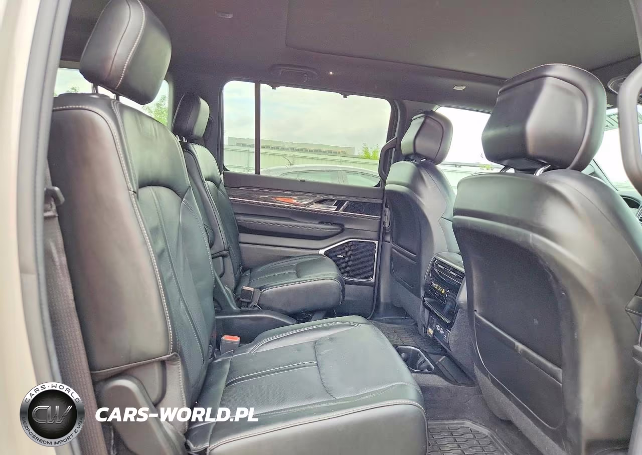 2022 Jeep Wagoneer Series Iii VIN:1C4SJVDT5NS119200 - 11