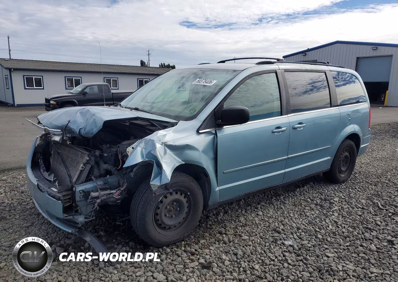 2010 Chrysler Town & Country Lx