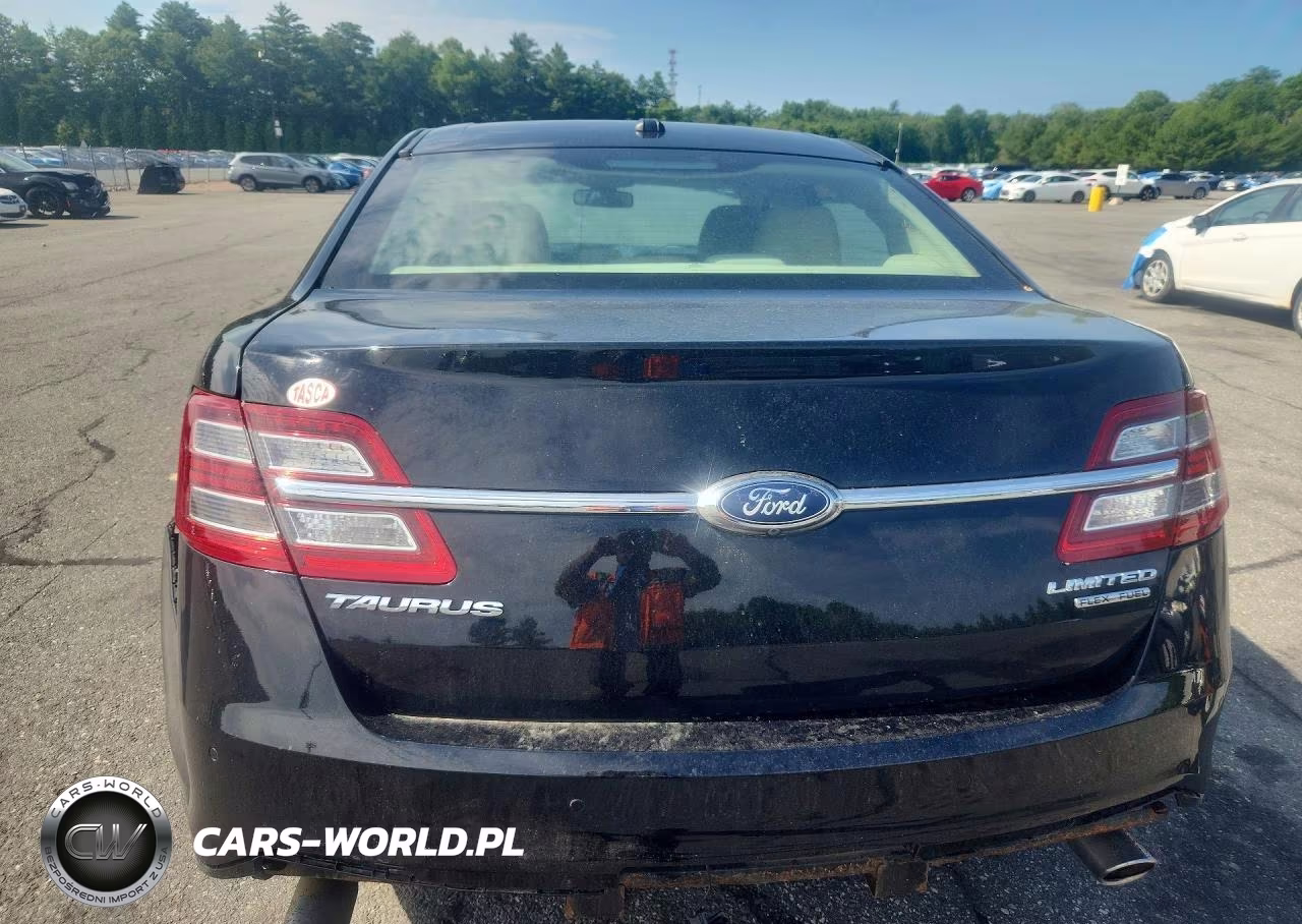 2017 Ford Taurus Limited VIN:1FAHP2F87HG104467 - 6