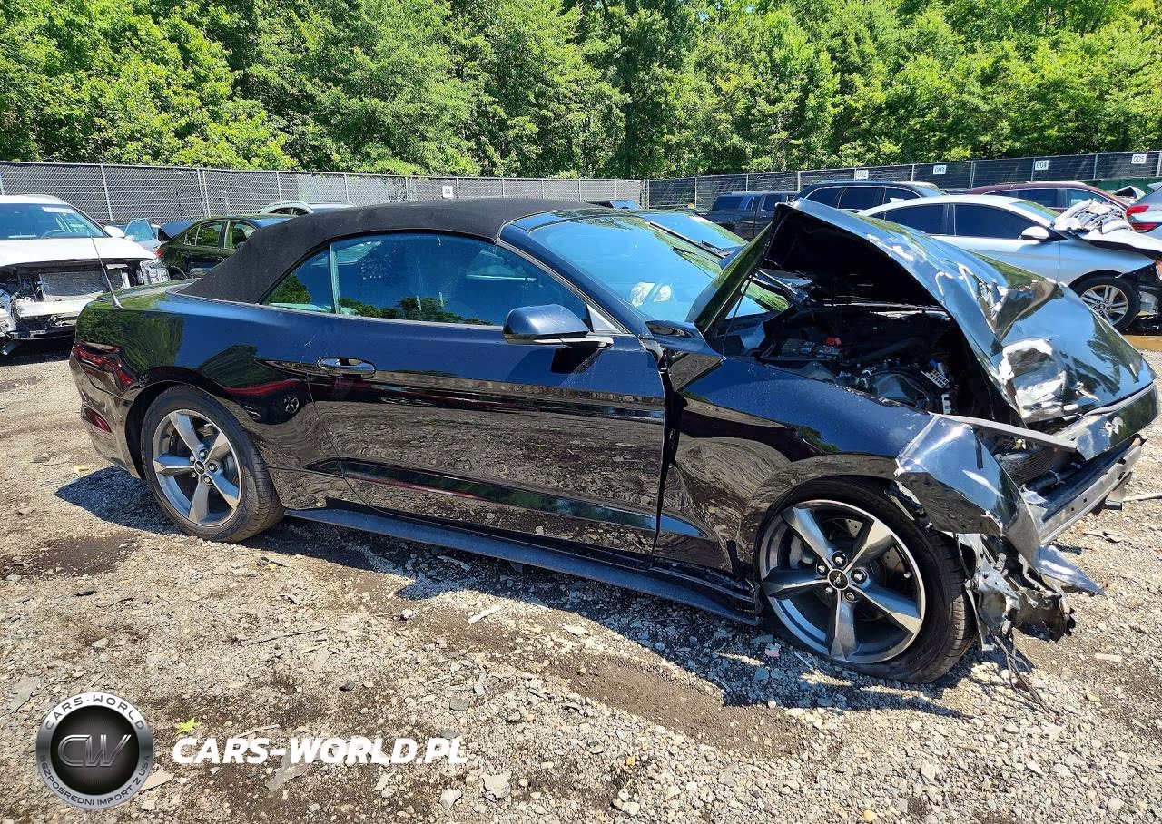 2017 Ford Mustang VIN:1FATP8EM7H5286436 - 4