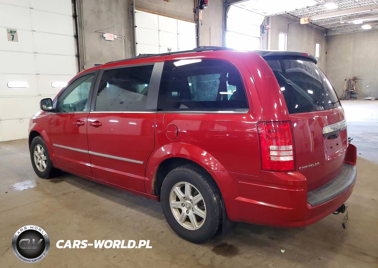 2010 Chrysler Town & Country Touring VIN:2A4RR5D15AR151995 - 2