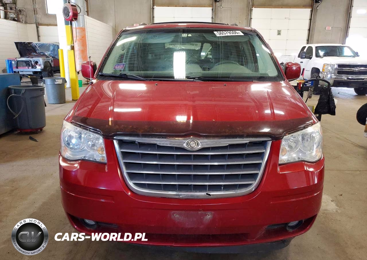 2010 Chrysler Town & Country Touring VIN:2A4RR5D15AR151995 - 5