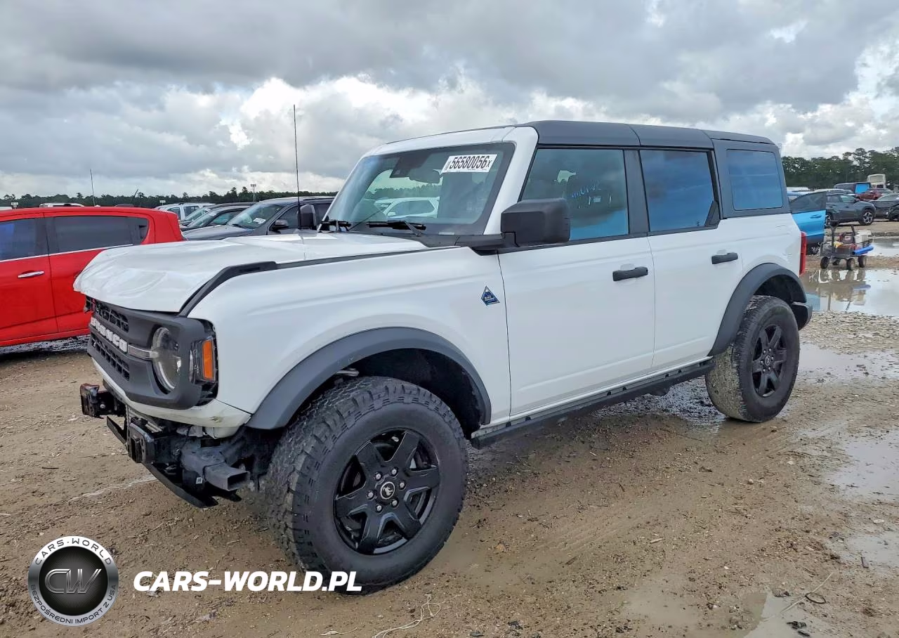 2024 Ford Bronco Black Diamond – zdjęcie 1 z 13