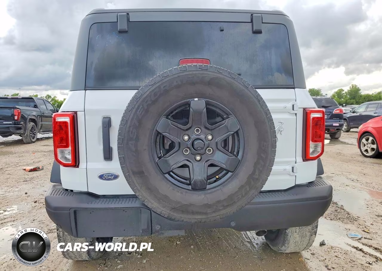 2024 Ford Bronco Black Diamond VIN:1FMDE1BH2RLA62700 - 6
