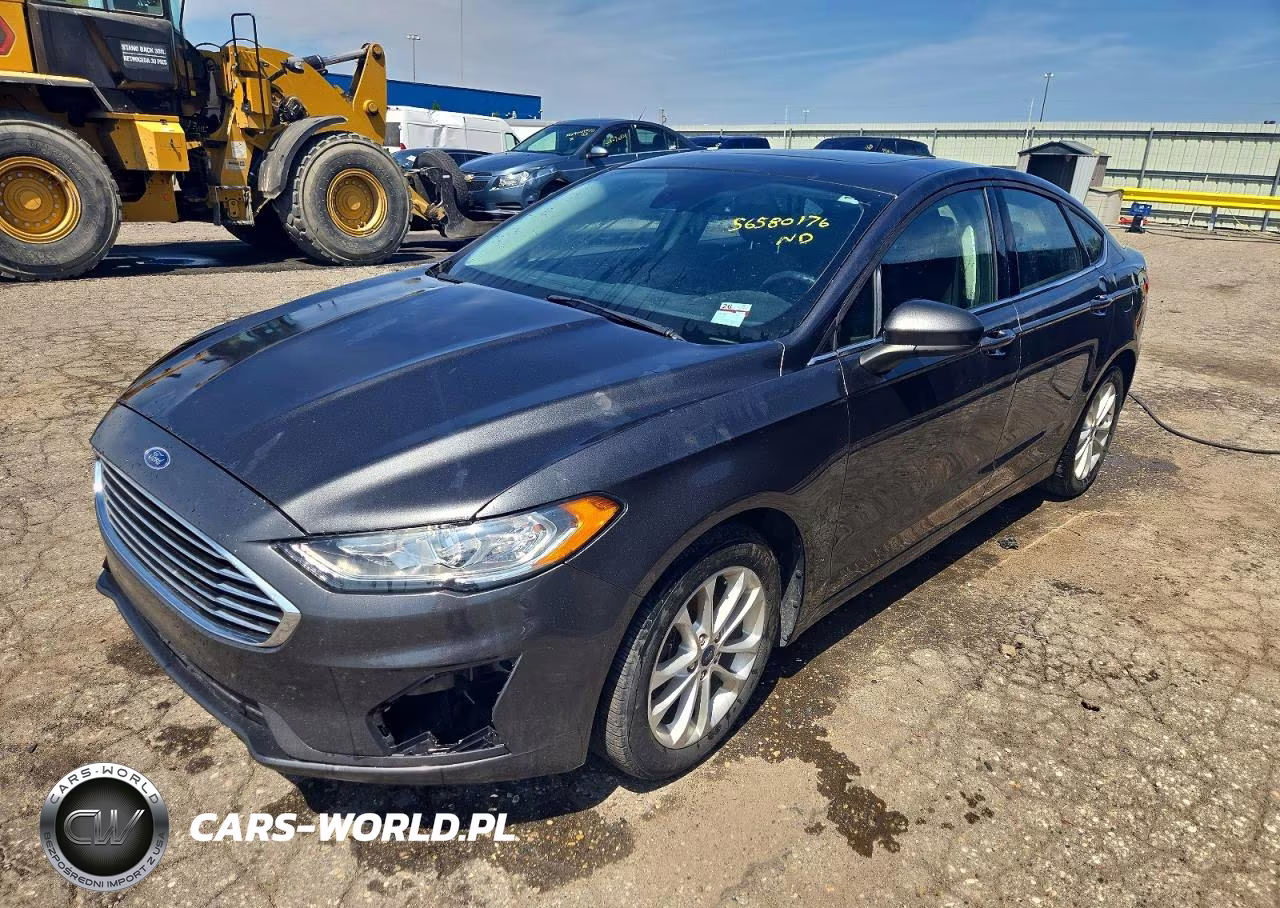 2020 Ford Fusion Se – zdjęcie 1 z 12
