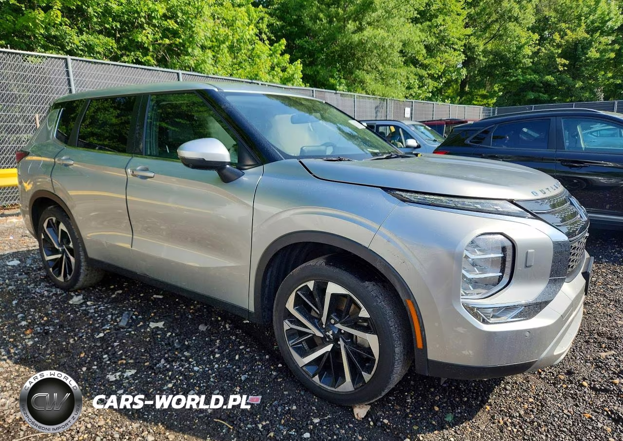 2023 Mitsubishi Outlander Se VIN:JA4J4UA8XPZ044642 - 4