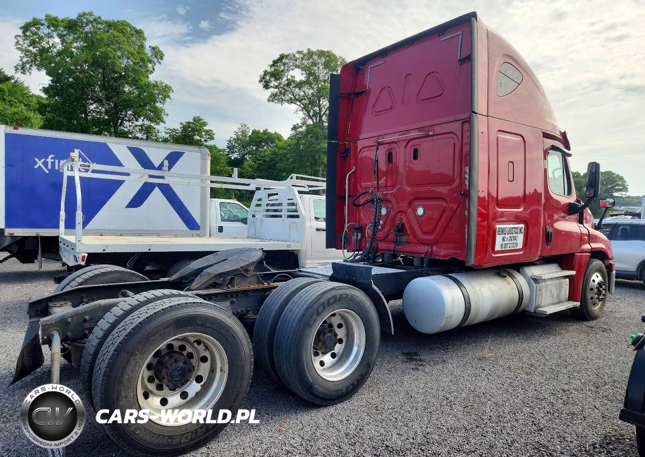 2019 Freightliner Cascadia 125 Semi Truck VIN:3AKJGLDR3KDKL6655 - 4