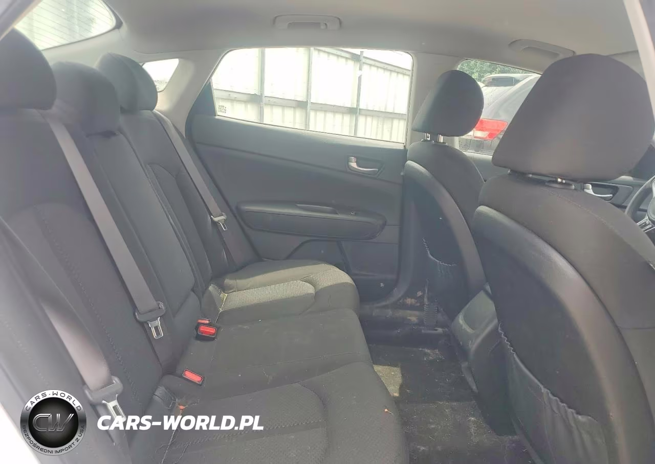 2016 Kia Optima Lx VIN:KNAGT4L3XG5106386 - 10