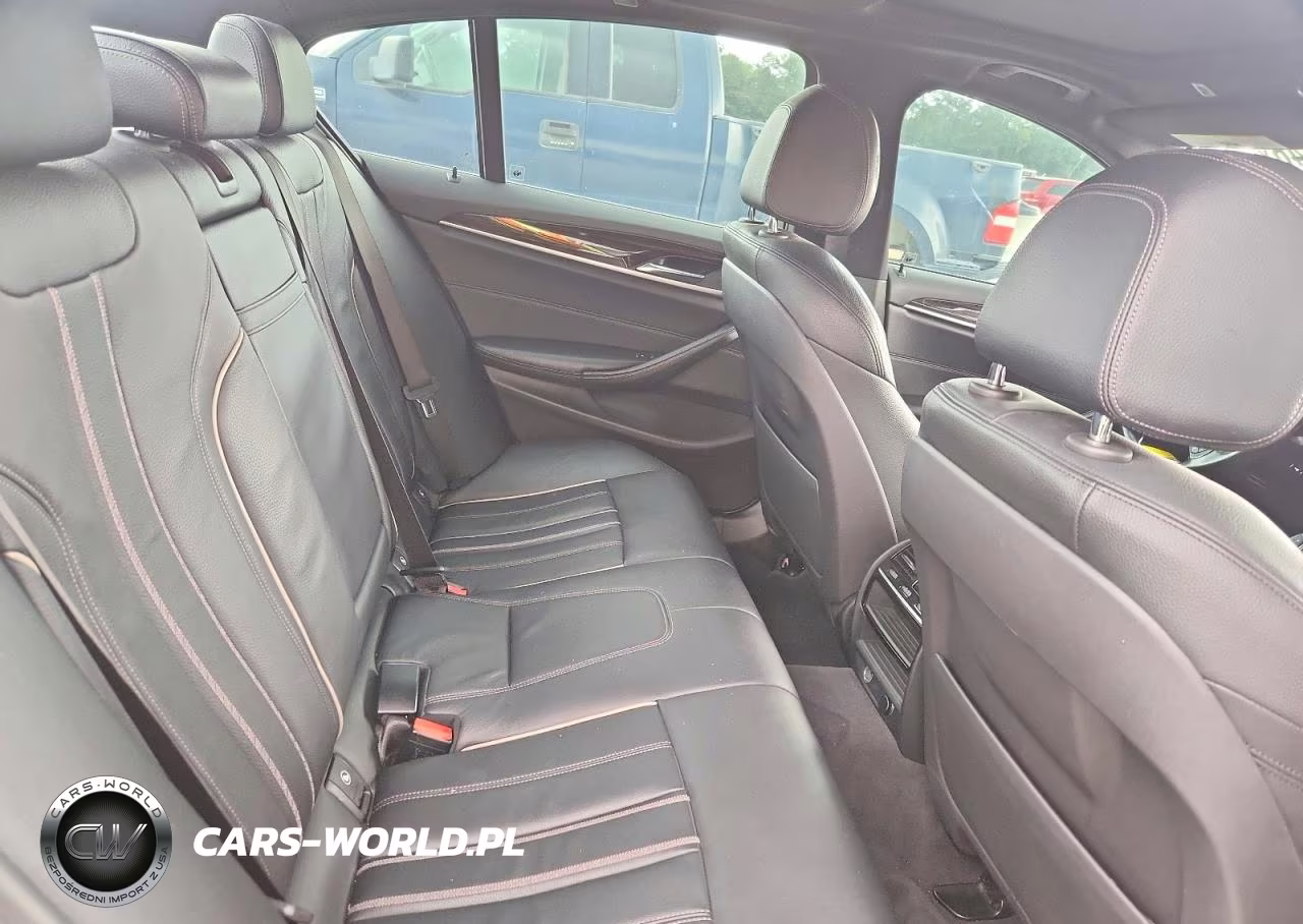 2018 BMW 530E VIN:WBAJA9C5XJB032745 - 10