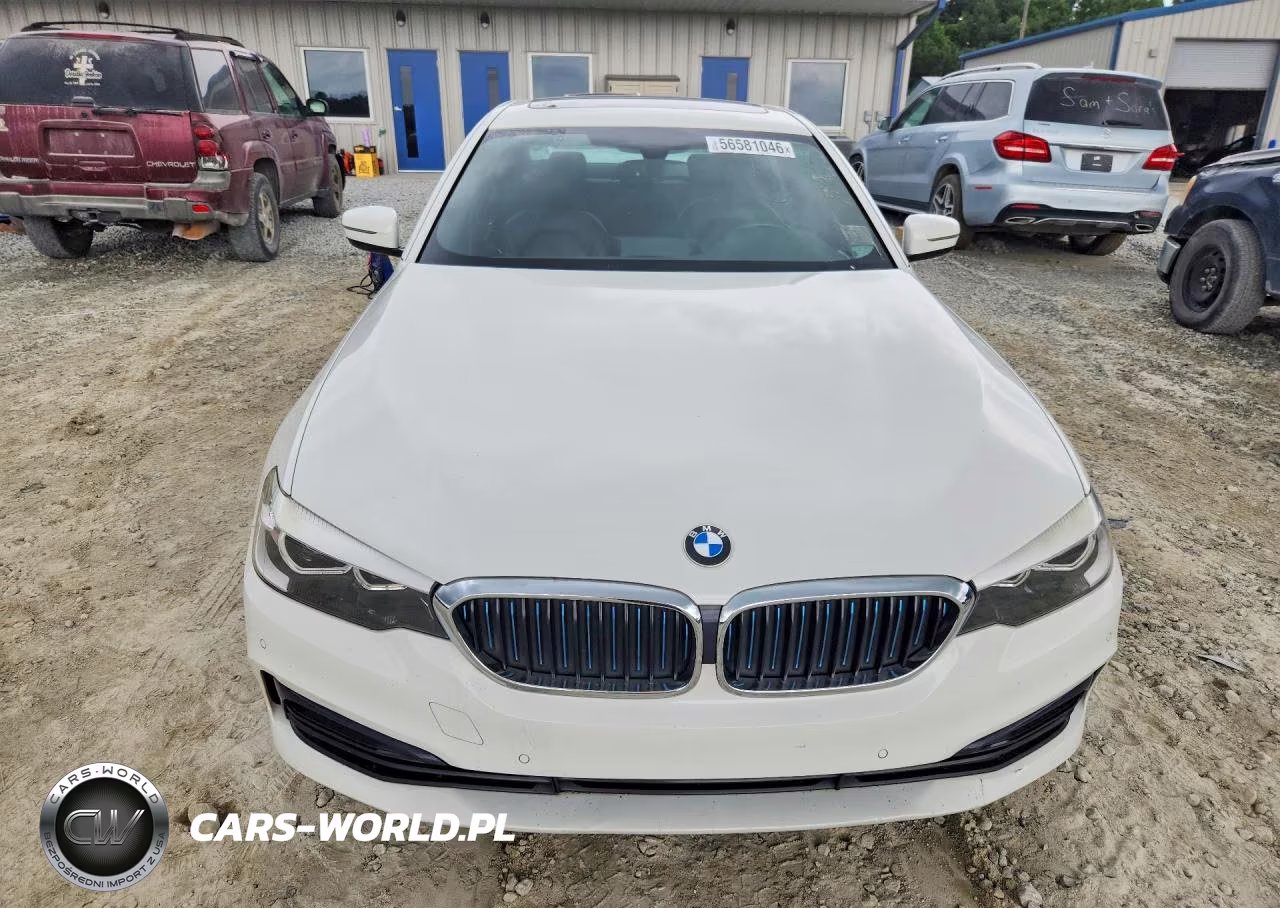 2018 BMW 530E VIN:WBAJA9C5XJB032745 - 5