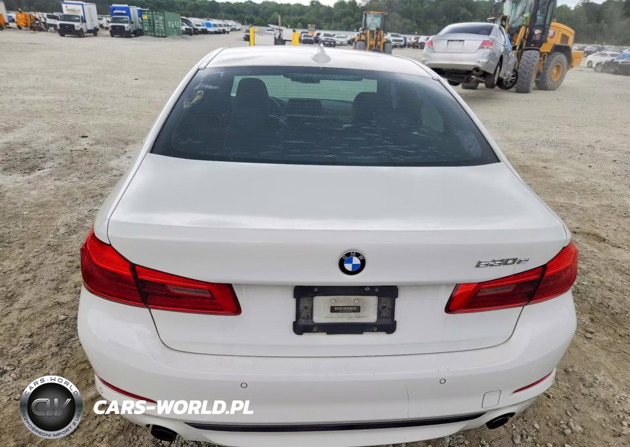 2018 BMW 530E VIN:WBAJA9C5XJB032745 - 6