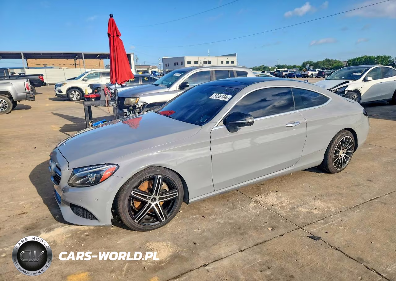2017 Mercedes-Benz C 300 – zdjęcie 1 z 12