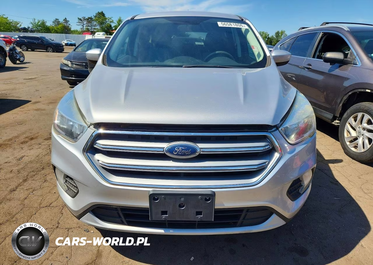 2017 Ford Escape Se VIN:1FMCU9GD9HUD95598 - 5