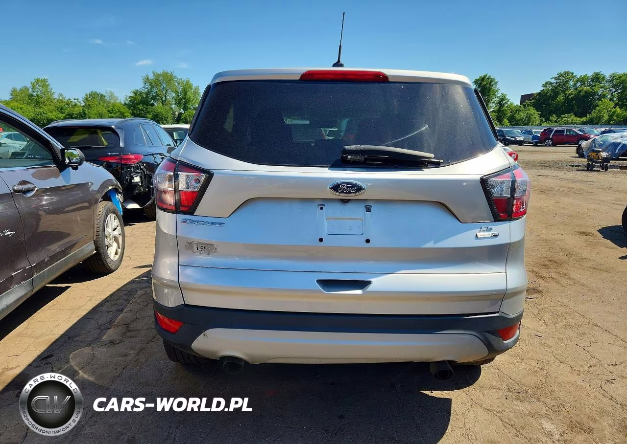 2017 Ford Escape Se VIN:1FMCU9GD9HUD95598 - 6