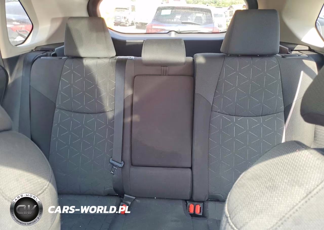 2020 Toyota Rav4 Xle VIN:2T3P1RFV4LW116949 - 10
