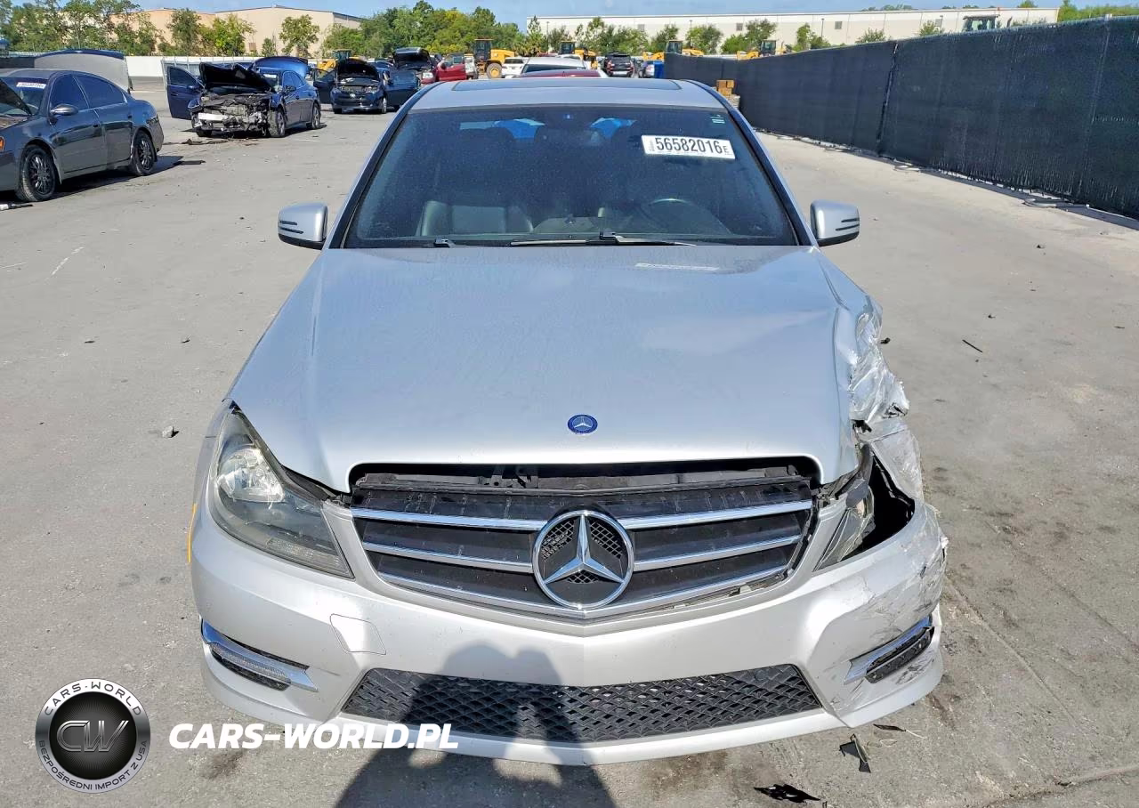 2014 Mercedes-Benz C 250 VIN:WDDGF4HB2ER304630 - 5