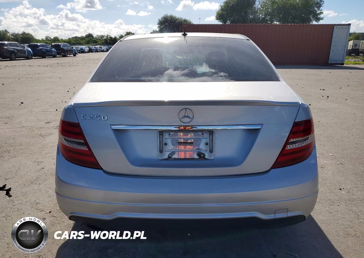 2014 Mercedes-Benz C 250 VIN:WDDGF4HB2ER304630 - 6