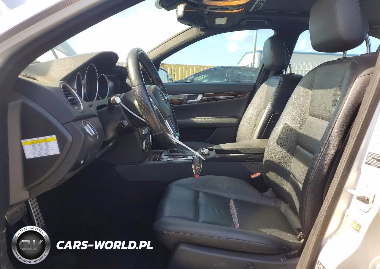 2014 Mercedes-Benz C 250 VIN:WDDGF4HB2ER304630 - 7